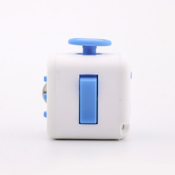 Кубик антистресс Fidget Cube 6216 2.8х2.8 см белый с голубым