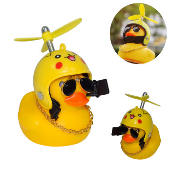 Уточка в машину с очками Red Broken Duck (Шлем Пикачу) утка в шлеме в машину, качечка в машину Уточка в машину с очками Red Broken Duck (Шлем Пикачу) утка в шлеме в машину, качечка в машину