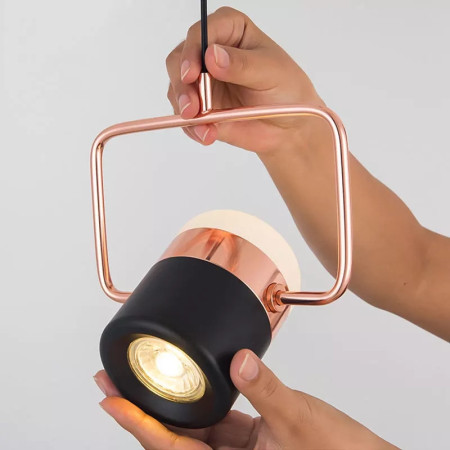 Люстра светодиодная подвесная LED светильник для квартиры на потолок лэд 26150 Золото 22-100х19х19 см.