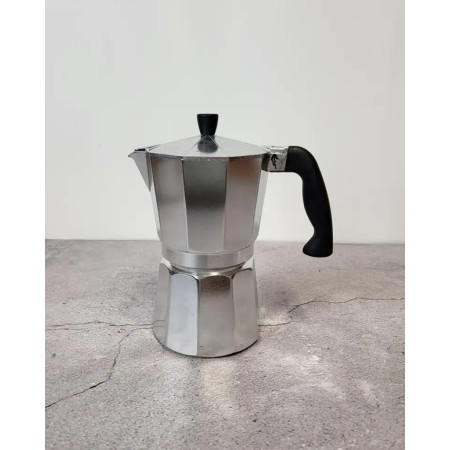 Гейзерная кофеварка Gusto Сomo GU-1000-6 300 мл 6 чашек серая