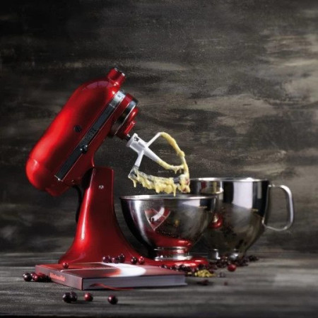 Миксер планетарный KitchenAid Artisan 5KSM185PSEСA 300 Вт красный
