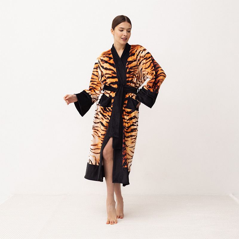 Кимоно женское из плюшевого велюра Kimono Soul of the tiger 18389 S