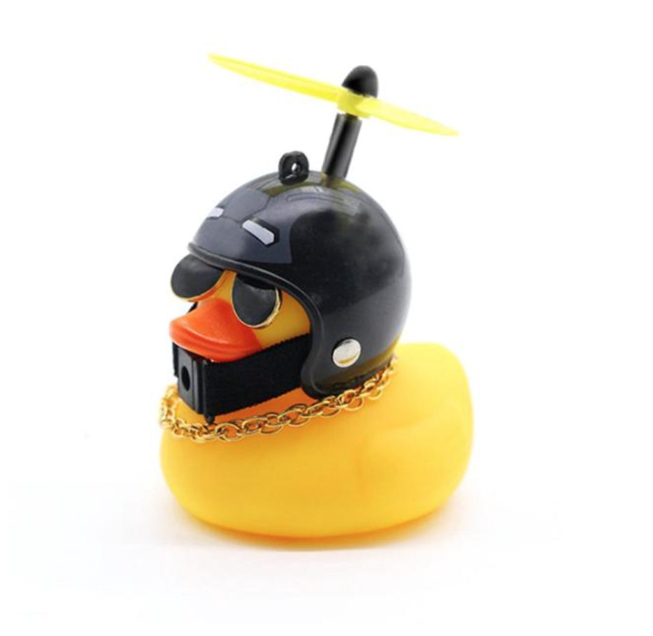 Автомобильная утка с шлемом и креплением Funny Ducks Black Iron Man 5179