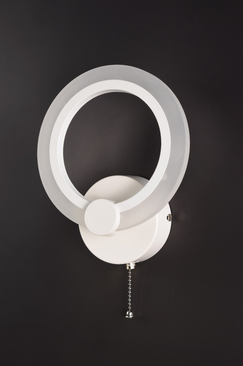 Бра настенное Led 2374/1S-wh Белый 27х18х8 см. Бра настенное Led 2374/1S-wh Белый 27х18х8 см.
