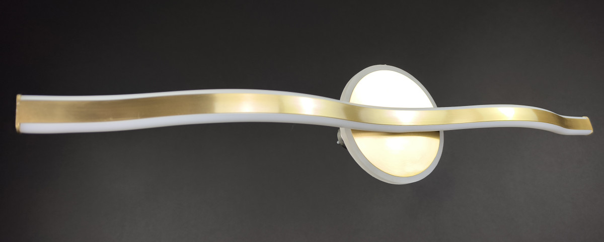 Бра LED 27924 Латунь 8х12х100 см. Бра LED 27924 Латунь 8х12х100 см.