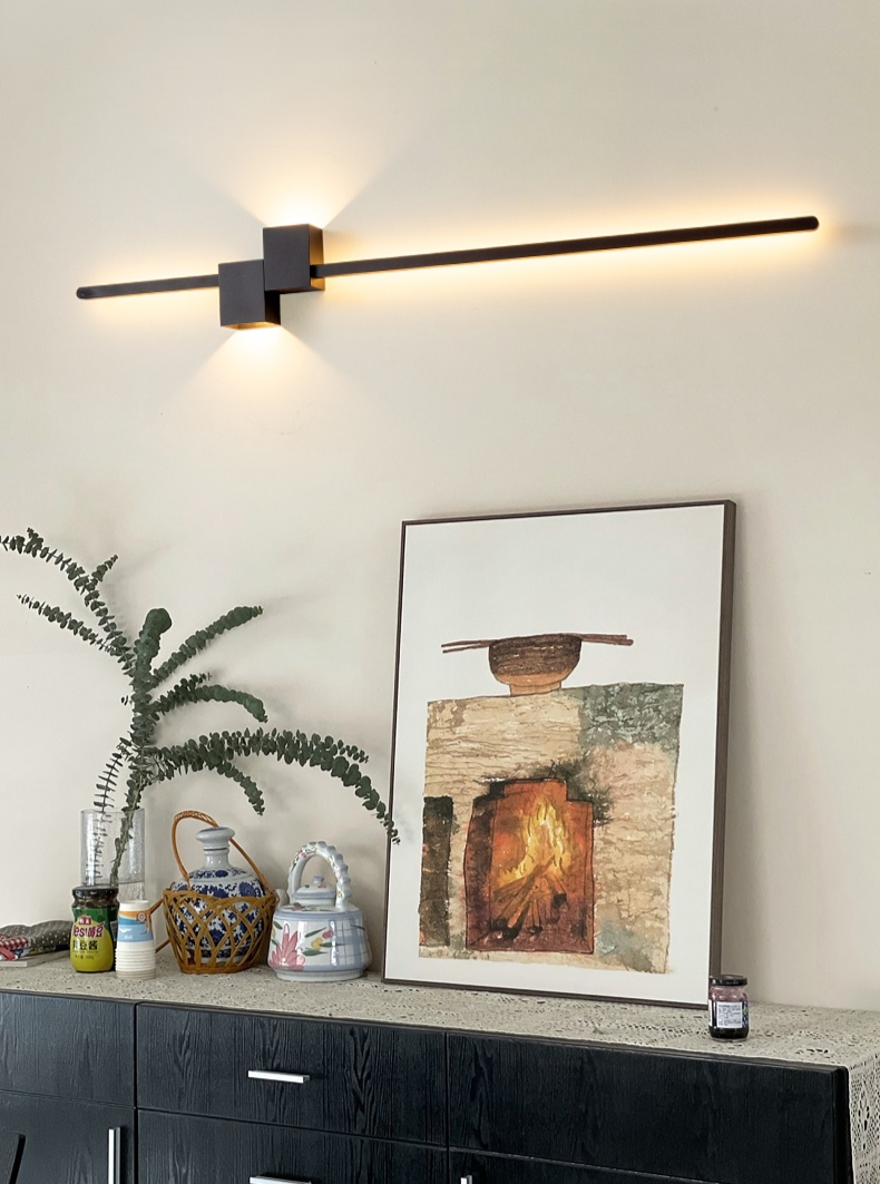Бра LED 27376 Черный 6х15х80 см. Бра LED 27376 Черный 6х15х80 см.