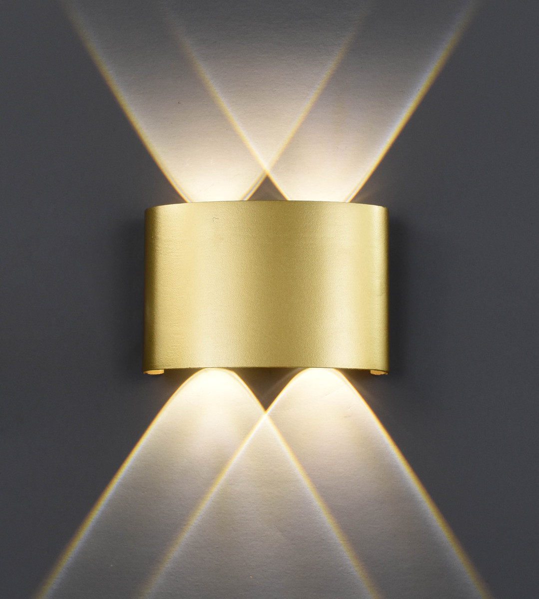Бра LED 28364 Латунь 4х12х8 см. Бра LED 28364 Латунь 4х12х8 см.