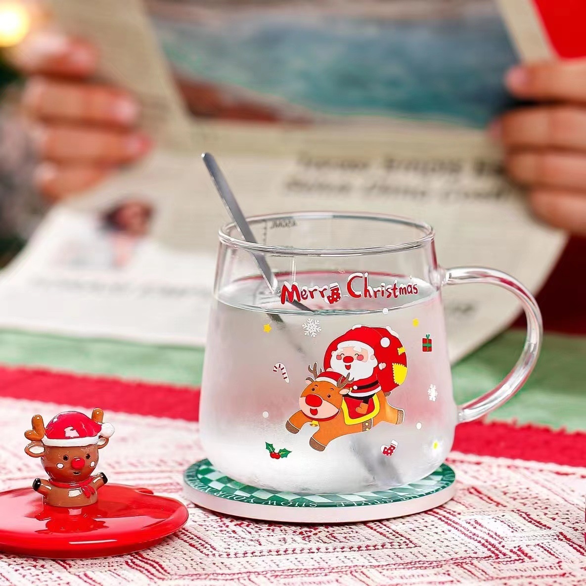 Кружка с крышкой новогодняя Merry Christmas 2 13669 450 мл Кружка с крышкой новогодняя Merry Christmas 2 13669 450 мл