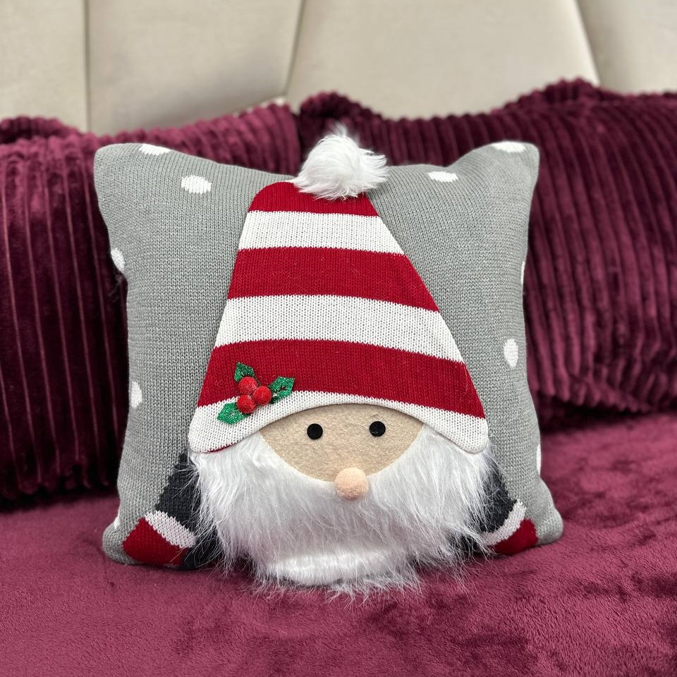 Подушка новогодняя 3D Гном 14668 40х40 см Подушка новогодняя 3D Гном 14668 40х40 см