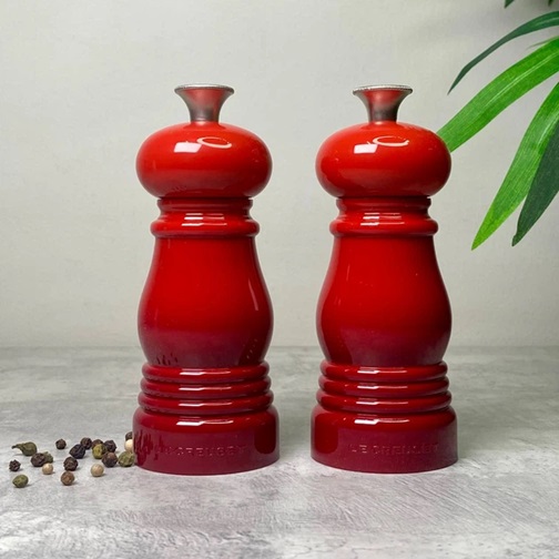 Набор мельниц для соли и перца Le Creuset Set of Pepper Mill Salt Mill 96002500060000 11 см 2 шт красный