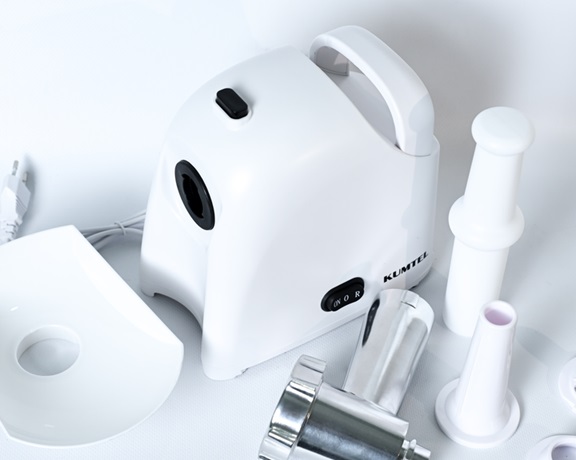 Мясорубка электрическая KUMTEL HMG-03 White 1000 Вт белая