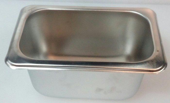 Гастроемкость Empire EM-2797 176х108х65 мм Гастроемкость Empire EM-2797 176х108х65 мм