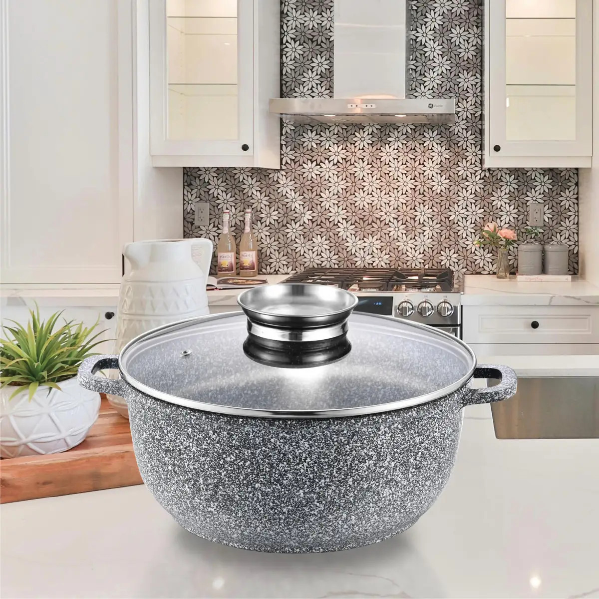 Кастрюля с крышкой круглая Gusto CERAMIC SNOW GT-2604-20 20 см 2.3 л серая