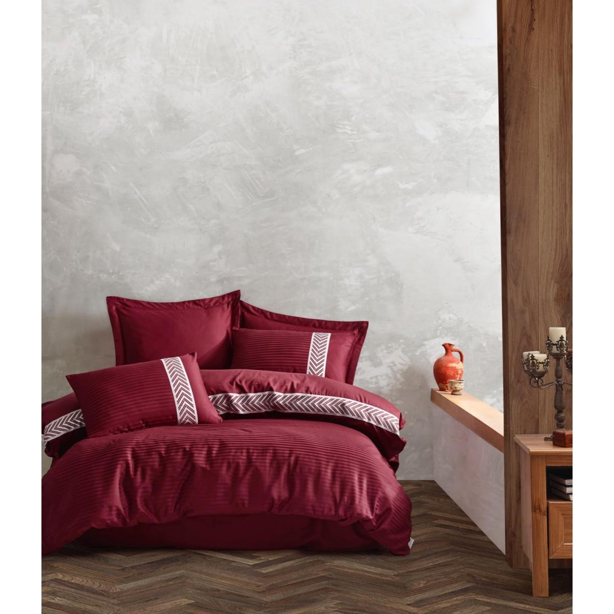 Постельное белье евро Arya Saheser Сатин жаккард Brillant AR-A107302-burgundy 200х220 см бордовое