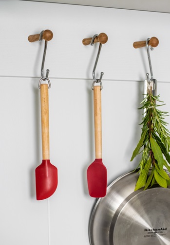 Набор лопаток для теста KitchenAid Coreline KQR750OHERE 23.5 см 2 шт красный