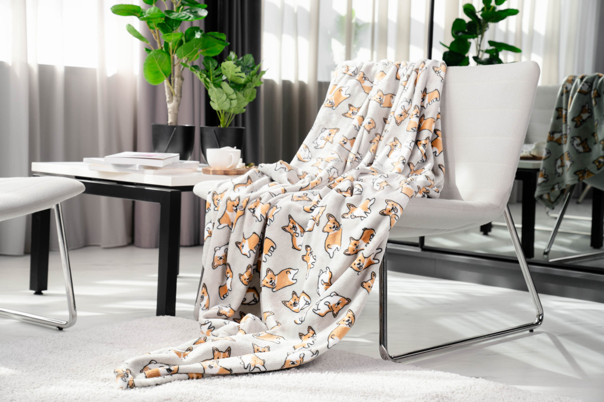 Плед Ardesto Flannel Корги ART-0109-PB 160х200 см серый