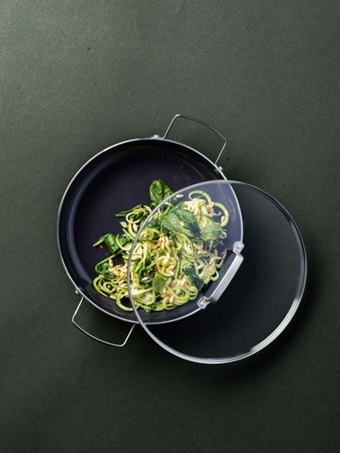Сотейник с крышкой GreenPan Chef's Collection CC007736-001 28 см 3.5 л черный