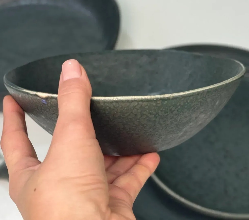 Салатник OLens Шайни-дот 101-0411 18х5.5 см 650 мл серый
