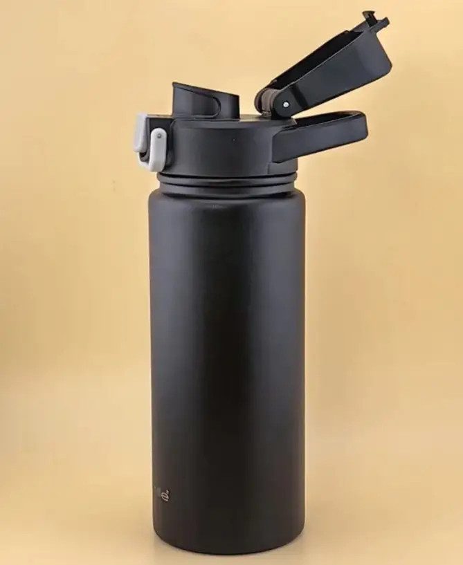 Термобутылка Kamille KM2176 600 мл черная