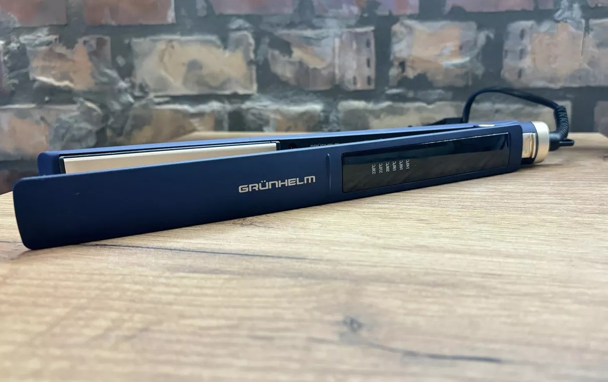 Выпрямитель для волос Grunhelm GHS-656R 50 Вт синий Выпрямитель для волос Grunhelm GHS-656R 50 Вт синий
